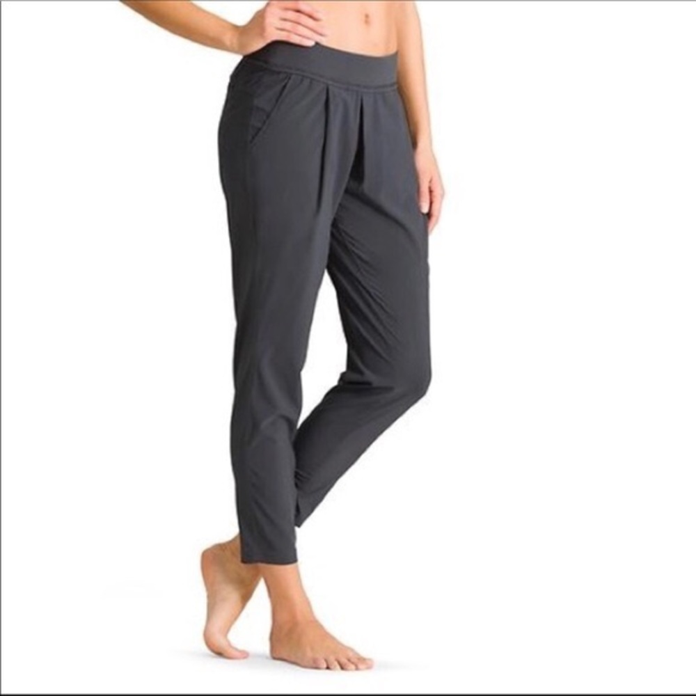 Size 2 Athleta Interlude Lounge Pants (black)